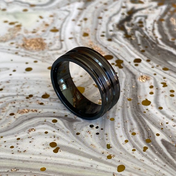 Black Ring Band, High Quality Tungsten - Picture 1 of 6